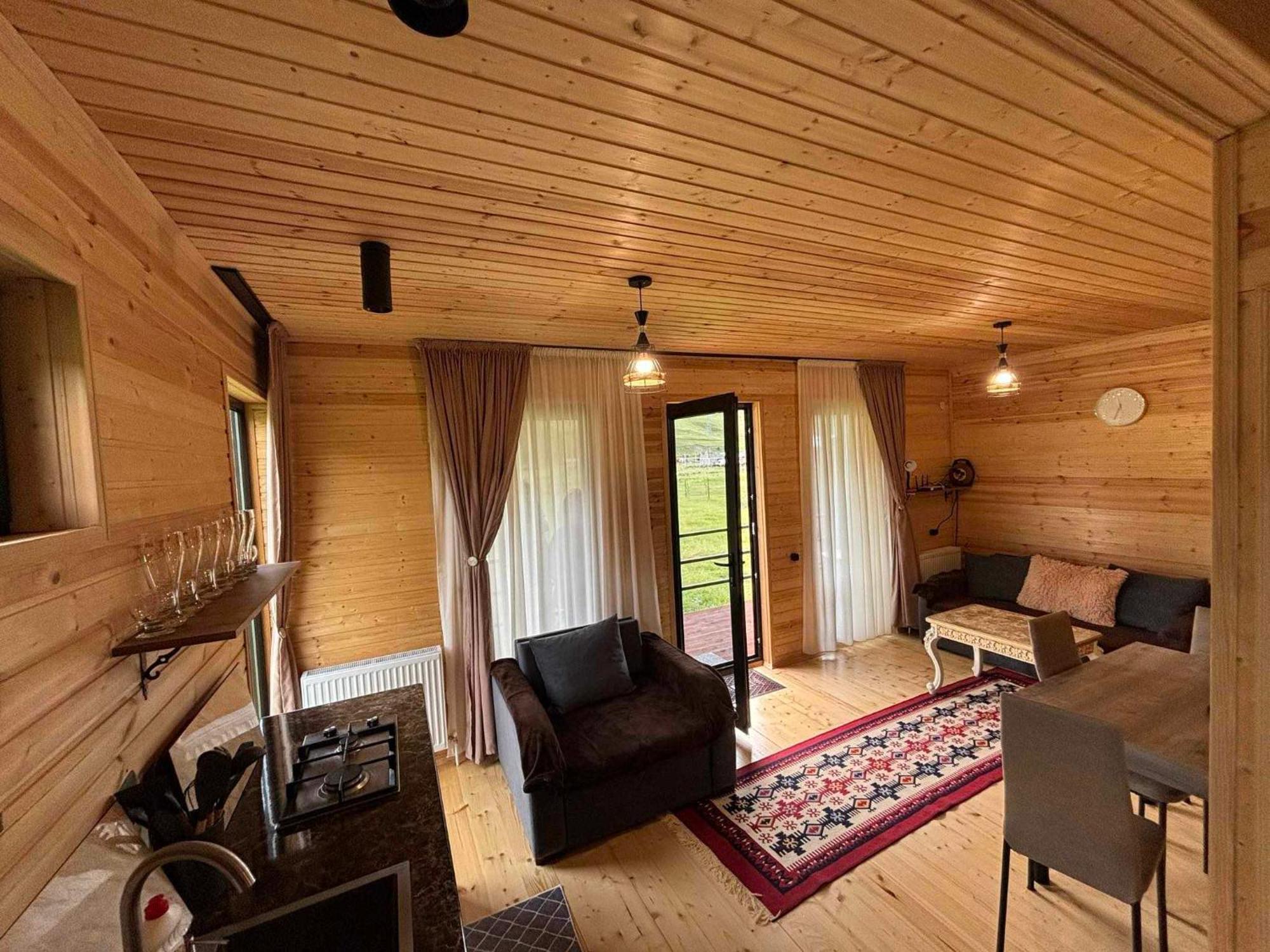 Quiet Cottage, Stepantsminda, * Achkhoti